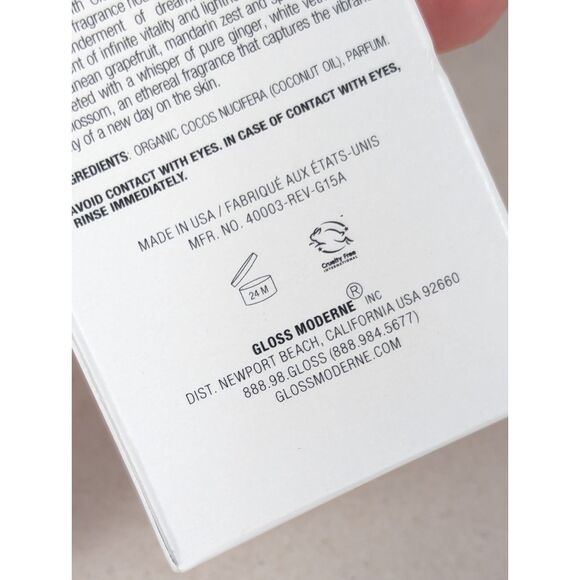 GLOSS MODERNE Clean Luxury Perfume Oil in Reves Portable Fragrance Full Size NEW - Picture 3 of 4